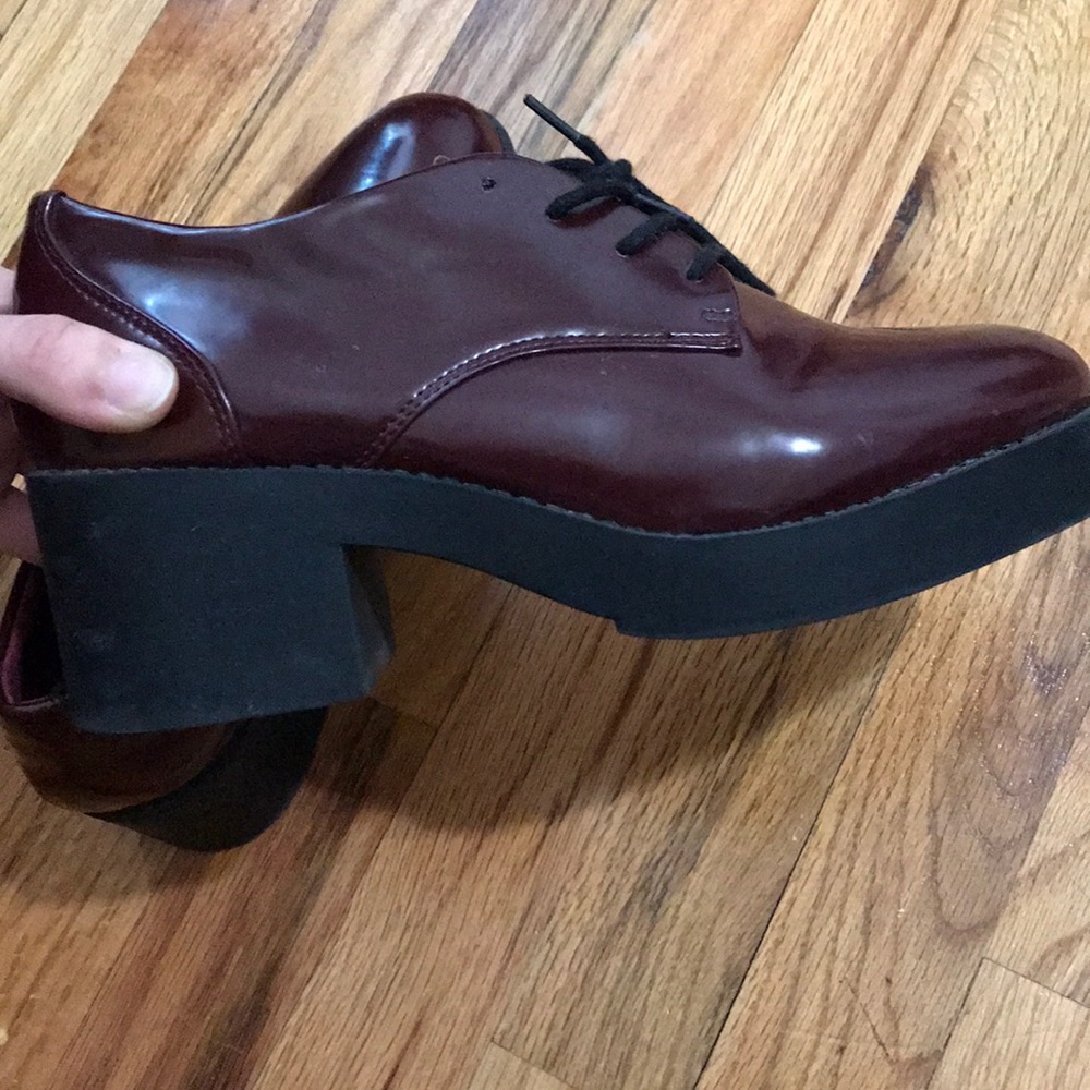 Forever 21 burgundy shoes